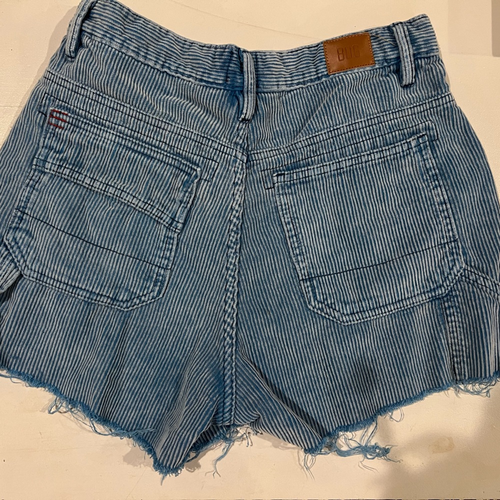 Adorable BDG carpenter short from urban outfitters